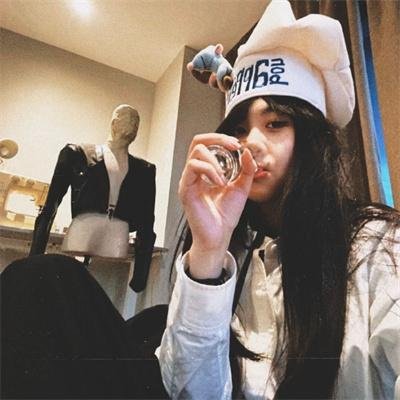 新宿列车 海报